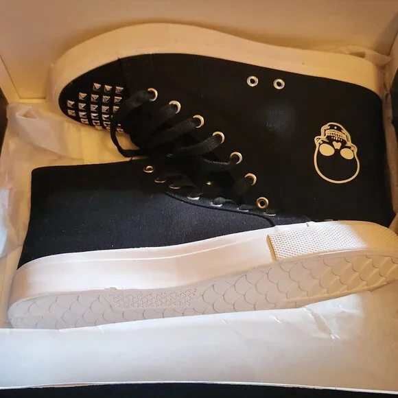NWT Torrid Skull sneakers with studded toes - Picture 1 of 4